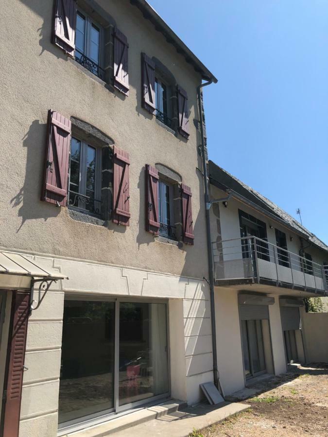 Les gîtes du paradis Murol Extérieur photo